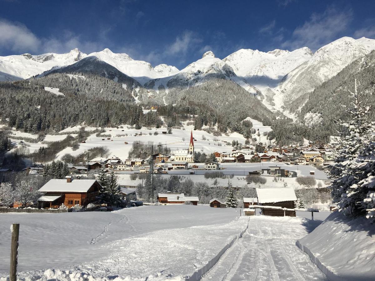Appartamento Arlalpin Pettneu am Arlberg Esterno foto